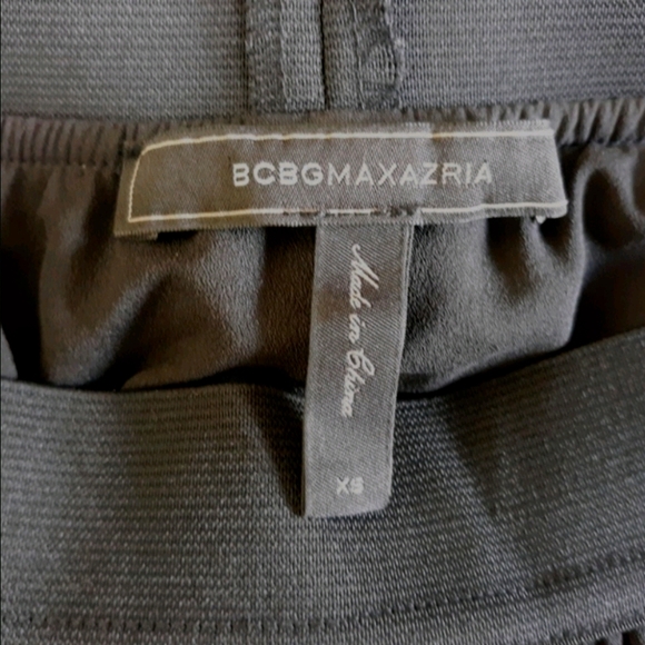 New BCBG Pleated Paneled Maxi Skirt - Picture 3 of 4